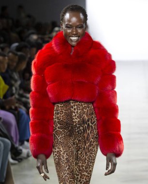 Laquan Smith 2019 sonbahar kış pist Haritayı New York City