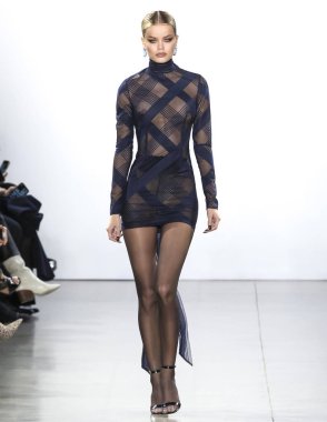 Laquan Smith 2019 sonbahar kış pist Haritayı New York City