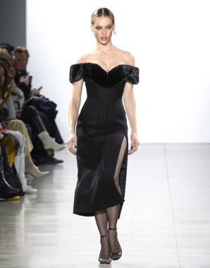 Laquan Smith 2019 sonbahar kış pist Haritayı New York City