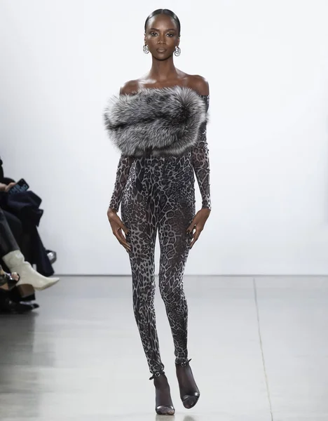 LaQuan Smith 2019 Fall Winter Runway Show em Nova York — Fotografia de Stock