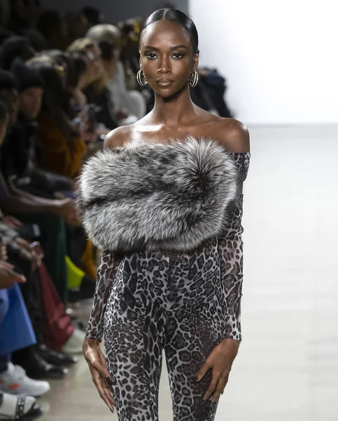 LaQuan Smith 2019 Fall Winter Runway Show em Nova York — Fotografia de Stock