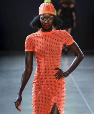 Christian Cowan 2019 sonbahar kış pist göster: New York City bölgesindeki