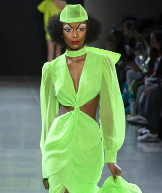 Christian Cowan 2019 sonbahar kış pist göster: New York City bölgesindeki