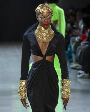 Christian Cowan 2019 sonbahar kış pist göster: New York City bölgesindeki