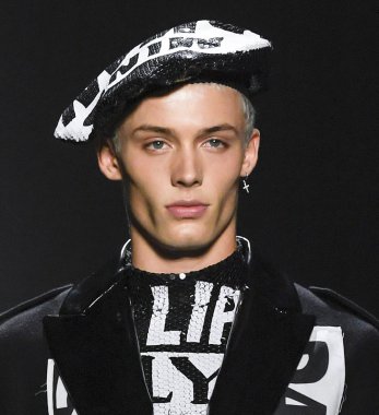 Jeremy Scott 2019 sonbahar kış pist Haritayı New York City