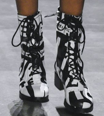 Jeremy Scott 2019 sonbahar kış pist Haritayı New York City