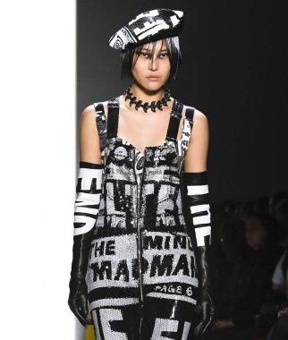 Jeremy Scott 2019 sonbahar kış pist Haritayı New York City