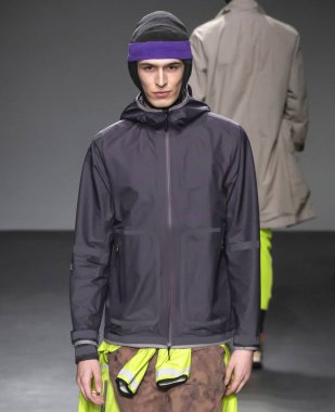 Robert Geller - Mens sonbahar kış 2019 Mens gösteri