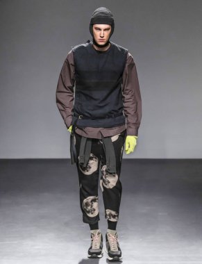 Robert Geller - Mens sonbahar kış 2019 Mens gösteri