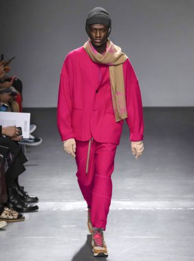 Robert Geller - Mens sonbahar kış 2019 Mens gösteri