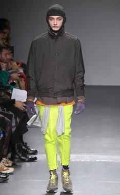 Robert Geller - Mens sonbahar kış 2019 Mens gösteri