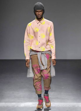 Robert Geller - Mens sonbahar kış 2019 Mens gösteri