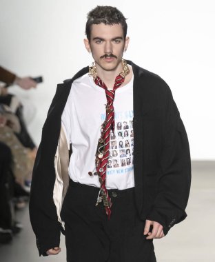 Ev sahibi - Mens sonbahar kış 2019 Mens gösteri