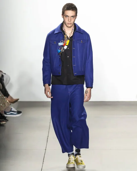 Propriétaire - Hommes Automne Hiver 2019 Mens Show — Photo