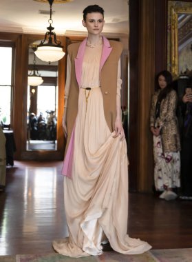 Monica Byrne gelin gösterisi bahar 2020 koleksiyonu