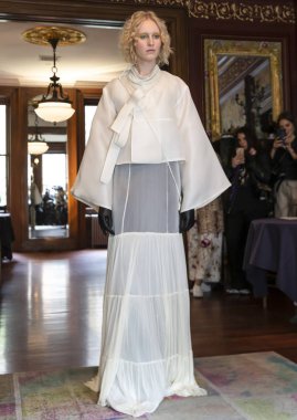 Monica Byrne gelin gösterisi bahar 2020 koleksiyonu