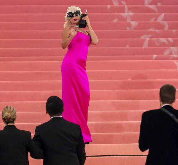 Costume Institute Benefit celebrating the opening of Camp: Notes — Stock Photo, Image