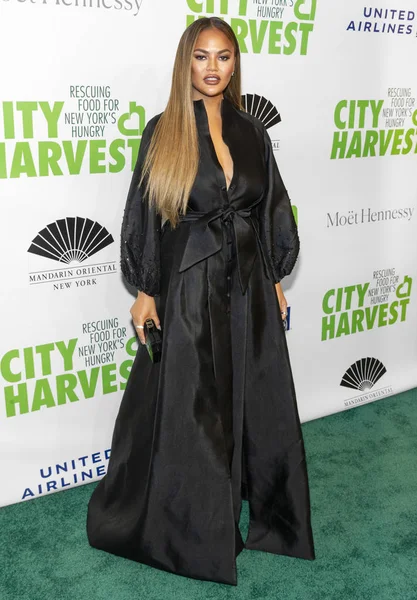 36th Annual City Harvest Gala presents 'Electric Rock', Arrivals — Stock Photo, Image