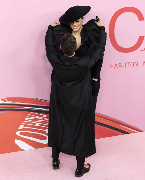 CFDA Fashion Awards, przyloty, Brooklyn Museum, Nowy Jork, USA - — Zdjęcie stockowe