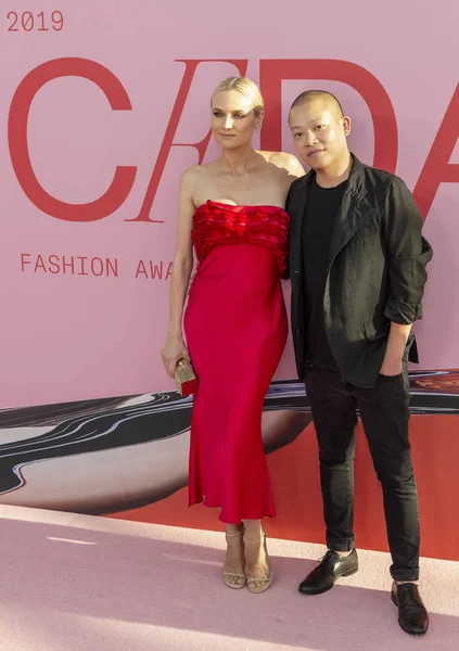 CFDA Fashion Awards, Arrivals, Brooklyn Museum, Nova Iorque, EUA  - — Fotografia de Stock