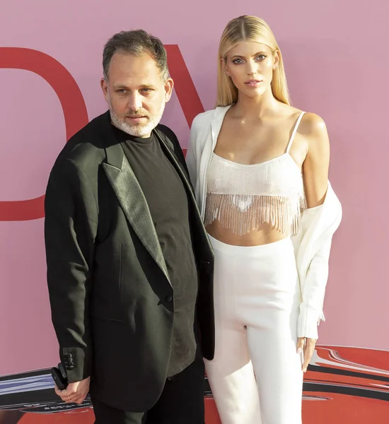 CFDA Fashion Awards, Arrivals, Brooklyn Museum, Nova Iorque, EUA  - — Fotografia de Stock