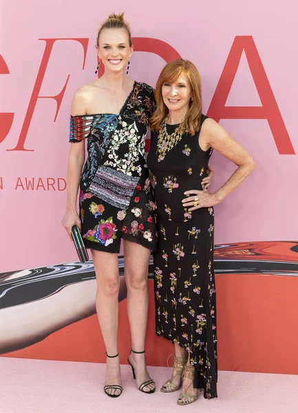 Premios CFDA Fashion, Llegadas, Brooklyn Museum, Nueva York, EE.UU.  - — Foto de Stock