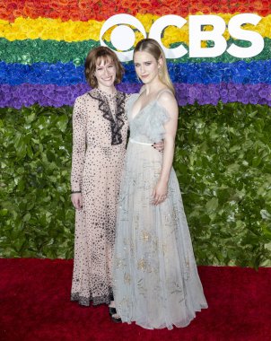 73 Yıllık Tony Ödülleri, Gelenler, Radio City Music Hall, New Yo