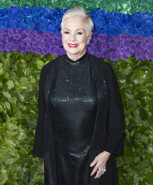 73. jährliche Tony Awards, Ankünfte, Radio City Music Hall, New York — Stockfoto