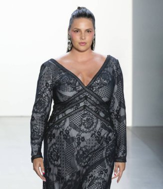 Tadashi Shoji 2020 Yaz Pist Şovu