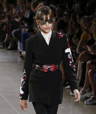 Nicole Miller 2020 Yaz Pist Şovu