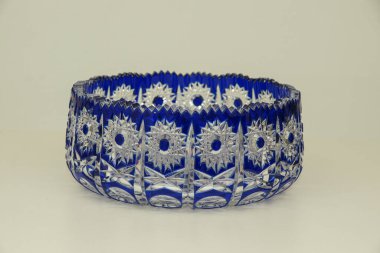 Güzel eski moda kesim Bohemya mavi kristal kase