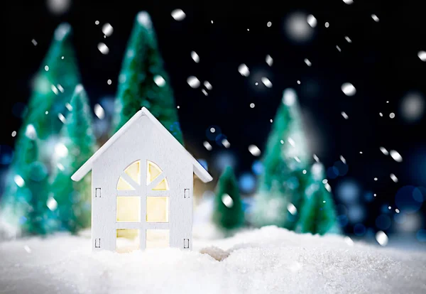 Een Huis Het Winterbos — Stockfoto