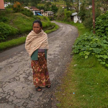 Jiri, Ekim 2013 'te Jiri' de Everest Ana Kampı 'na yürüyüş yapabileceğiniz bir köydür..