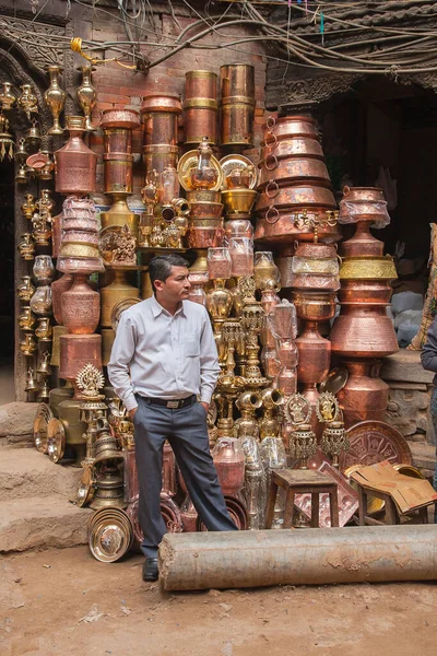 Jiri, Ekim 2013 'te Jiri' de Everest Ana Kampı 'na yürüyüş yapabileceğiniz bir köydür..