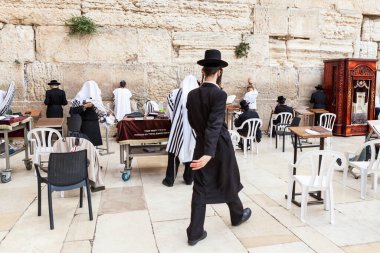 JERUSALEM, ISRAEL - CIRCA MAYIS 2018: Kudüs 'teki Batı Duvarı manzarası, İsrail yaklaşık Mayıs 2018' de Kudüs 'te.