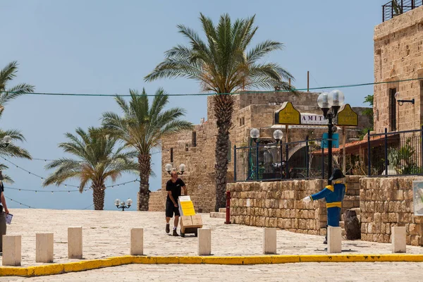 TEL AVIV, ISRAEL - CIRCA MAYIS 2018: İsrail 'deki Tel Aviv Eski Jaffa' nın güzel manzarası Mayıs 2018 civarında Tel Aviv 'de.