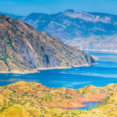 Tacikistan 'daki Nurek Barajı' nın güzel manzarası