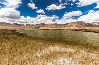 Tacikistan, Pamir 'deki Rangkul Gölü' nün güzel manzarası
