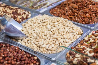 Marketteki lezzetli İsrail tatlıları