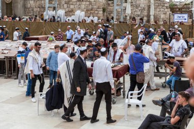 JERUSALEM, ISRAEL - CIRCA MAYIS 2018: Kudüs 'teki Batı Duvarı manzarası, İsrail yaklaşık Mayıs 2018' de Kudüs 'te.