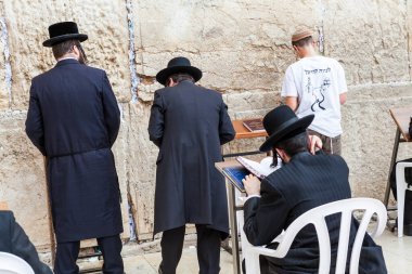 JERUSALEM, ISRAEL - CIRCA MAYIS 2018: Kudüs 'teki Batı Duvarı manzarası, İsrail yaklaşık Mayıs 2018' de Kudüs 'te.