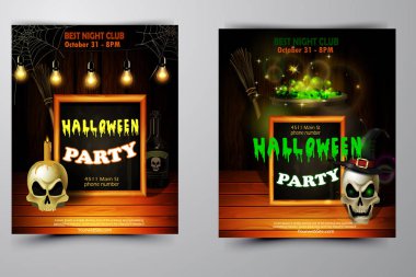 Cadılar Bayramı Partisi Davetiyesi ahşap duvar arka plan üzerinde