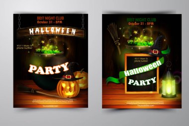 Cadılar Bayramı Partisi Davetiyesi ahşap duvar arka plan üzerinde