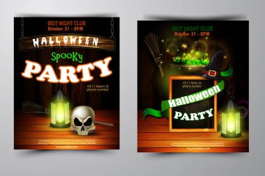 Cadılar Bayramı Partisi Davetiyesi ahşap duvar arka plan üzerinde