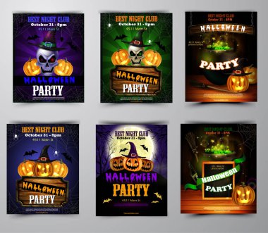 Cadılar Bayramı Partisi Davetiyesi ahşap duvar arka plan üzerinde