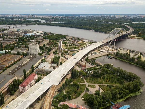 Flygdrönare Byggande Bro Över Floden Dnepr Kiev — Stockfoto