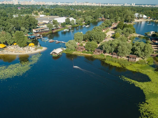 Vista Aérea Del Dron Entrenamiento Surfistas Río Dniéper Kiev — Foto de Stock