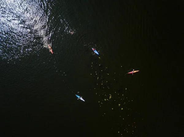 Barcos Caiaque Estão Navegando Longo Rio Dnieper Dia Ensolarado Verão — Fotografia de Stock