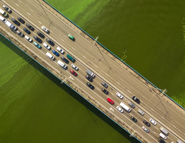 Carros Viajam Longo Ponte Norte Sobre Rio Dnieper Kiev Verão — Fotografia de Stock