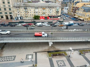 Hava aracı görüntüsü. Kyiv şehir trafiği